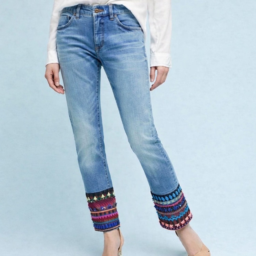 Anthropologie pilcro slim straight beaded appliqué embroidered hem jeans